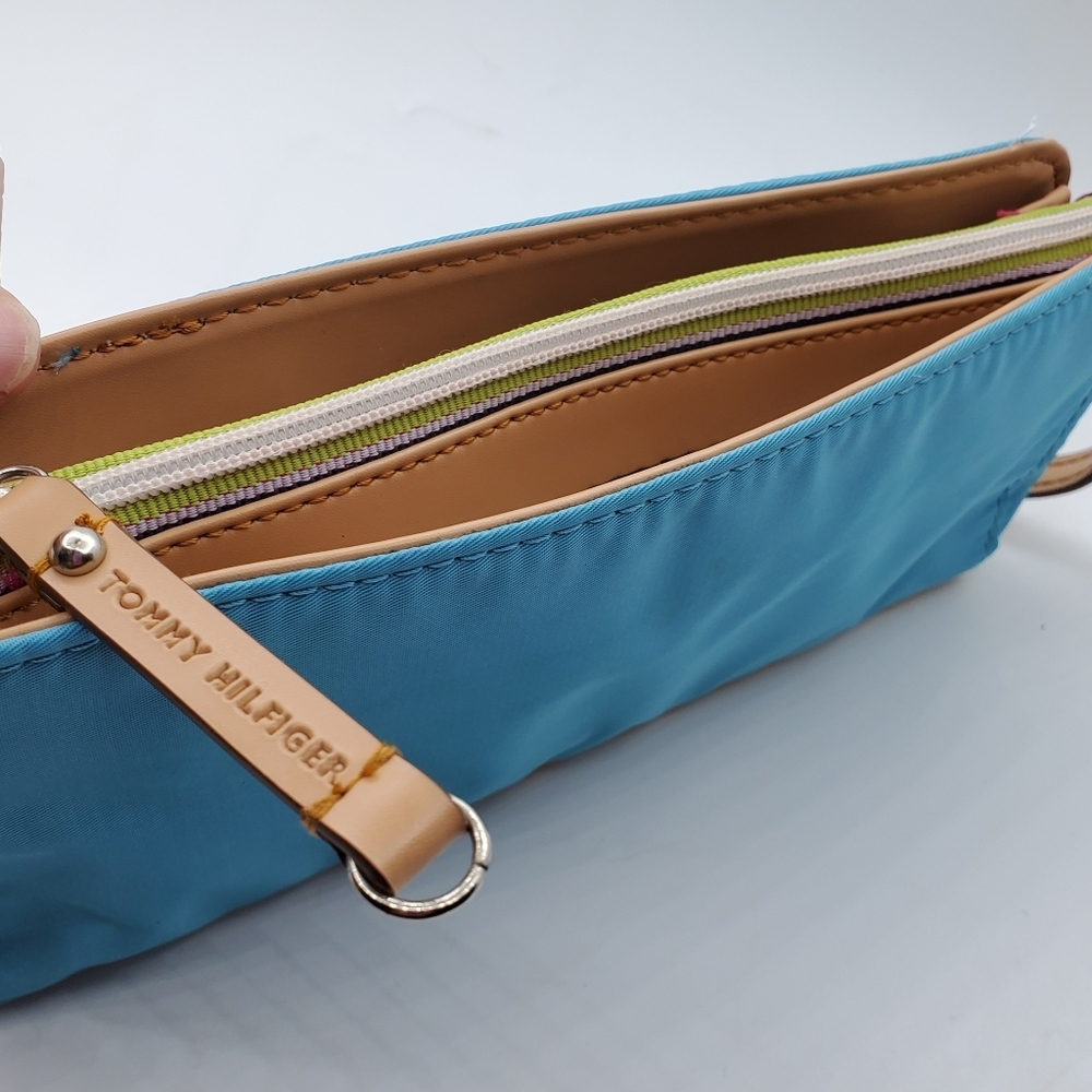 Tommy Hilfiger small purse blue π - Picture 7 of 13